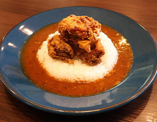 北海道名物ザンギ(唐揚げ)のスープカレー